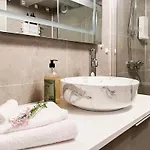 Hyggelig Gard Naer Bergen Med Spabad Ferienhaus