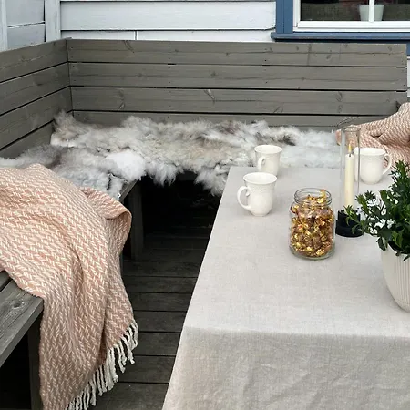 Hébergement de vacances Hyggelig Gard Naer Bergen Med Spabad Hjelmas